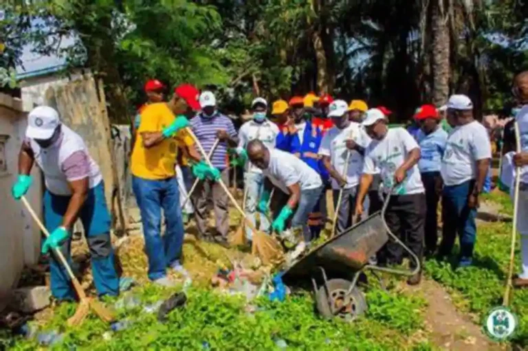 Master Jay Fashion Home Organizes Clean-Up Exercise at Ho Police Depot